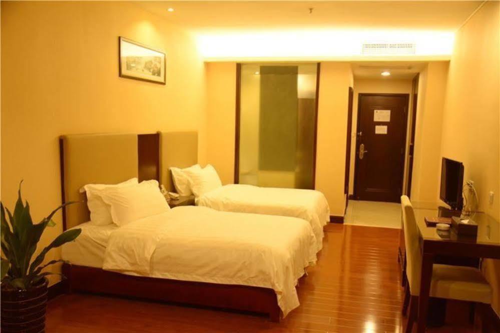 Guangzhou Xiangdu Hotel Esterno foto