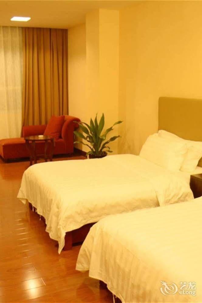 Guangzhou Xiangdu Hotel Esterno foto