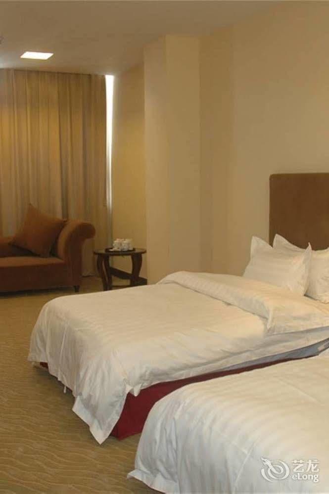 Guangzhou Xiangdu Hotel Esterno foto
