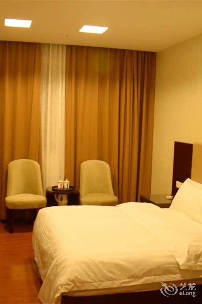 Guangzhou Xiangdu Hotel Esterno foto
